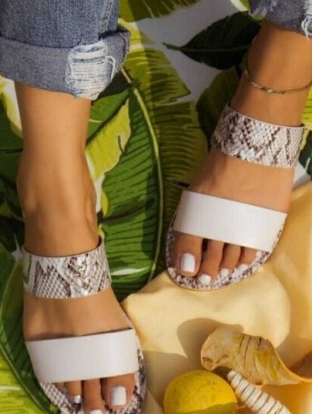 Qupid Reptile Print Banded Vegan Leather Sandals Slides Size 6